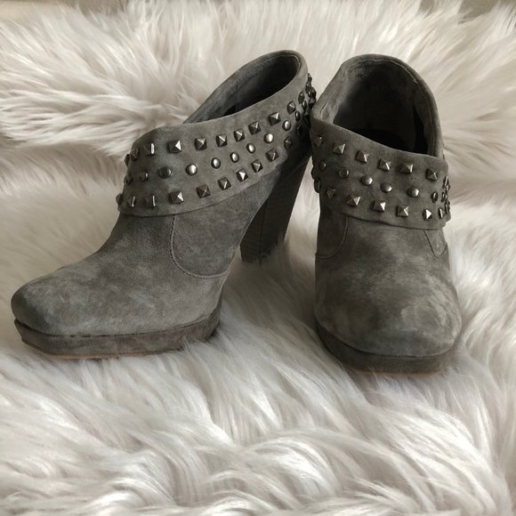 Shoes, booties - Picture 6 of 12